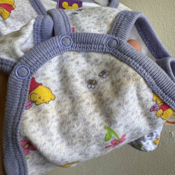 90s Vintage Disney Winnie the Pooh Baby Bodysuit (6-9M) - Picture 7 of 11